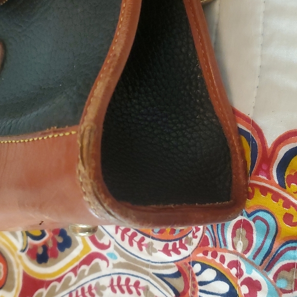 Dooney and Burke Hanbag - Picture 6 of 6